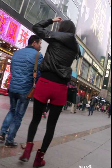 [街拍客视频]jx0232 红色短裤红色高跟鞋美少妇